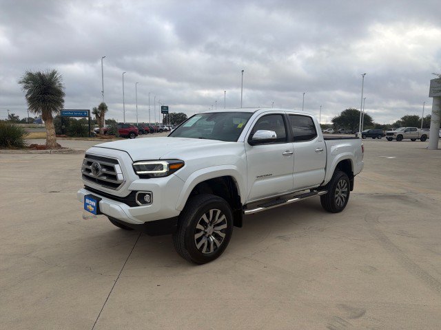 Used 2023 Toyota Tacoma Limited AWD/4WD image 3
