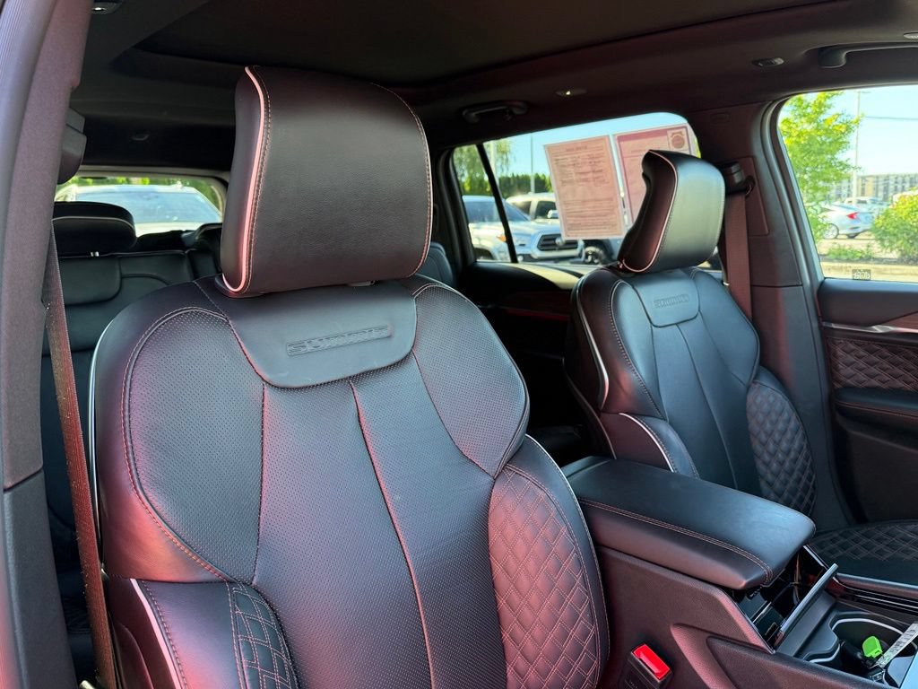 Used 2025 Jeep Grand Cherokee L Summit w/ Obsidian Package AWD/4WD image 20