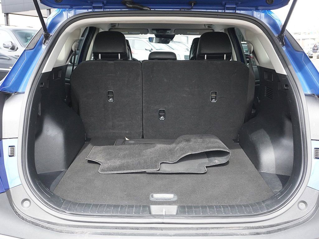 Used 2023 Kia Sportage EX image 18