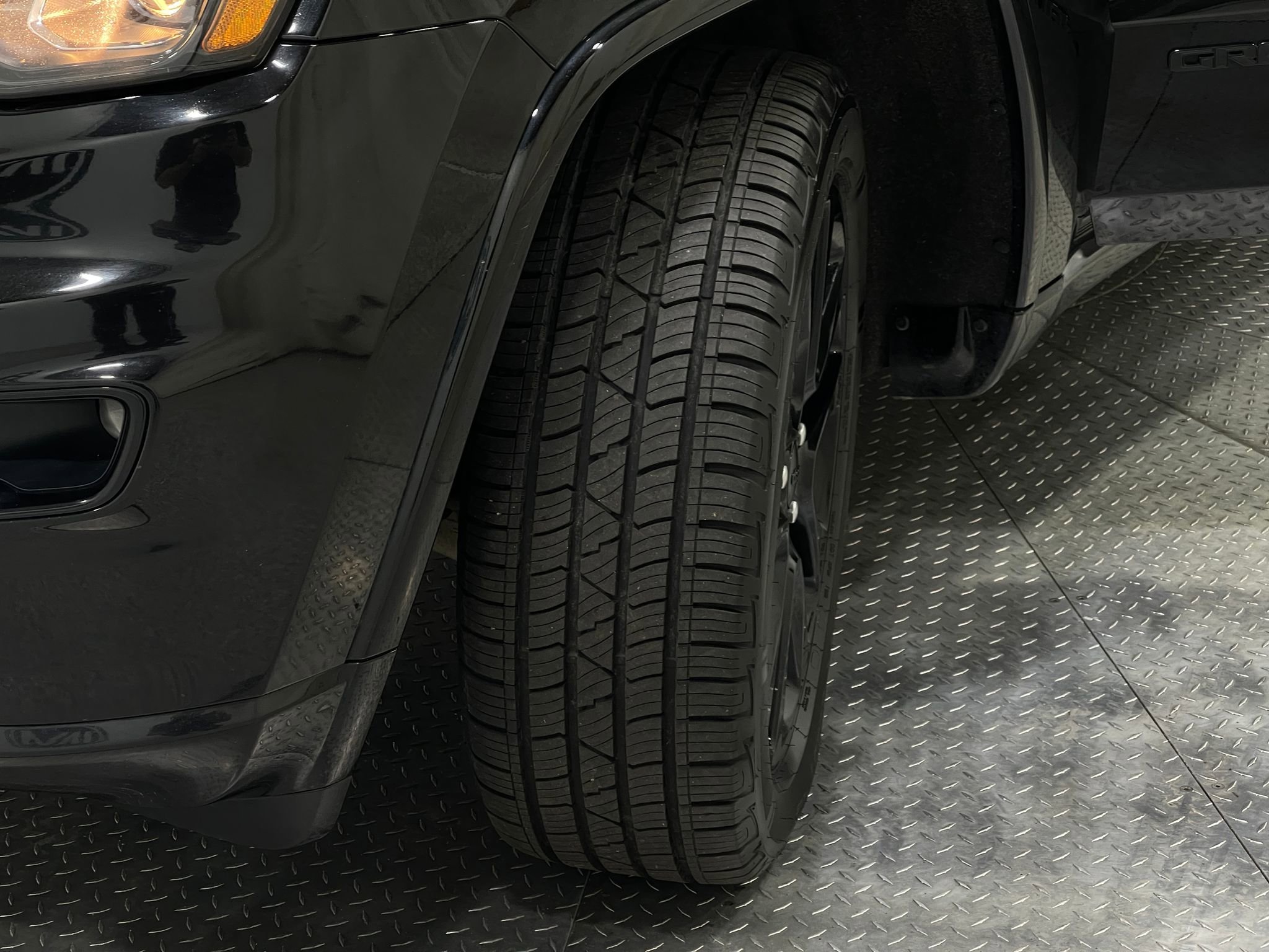 Used 2019 Jeep Grand Cherokee Altitude AWD/4WD image 36