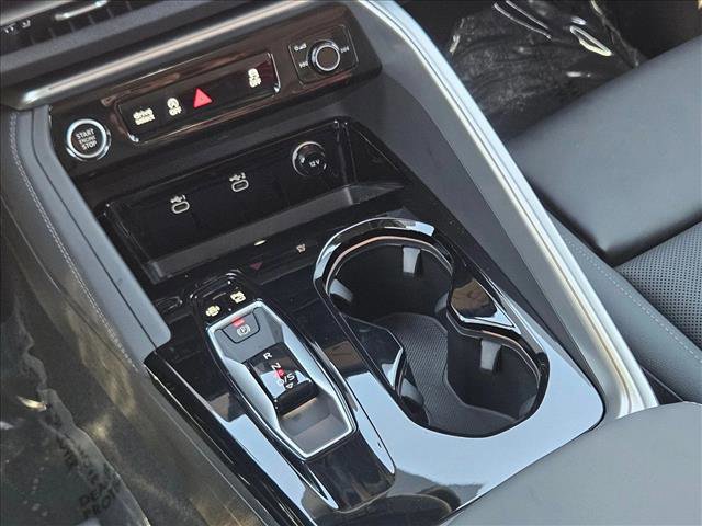 New 2025 Audi Q5 Premium Plus image 12