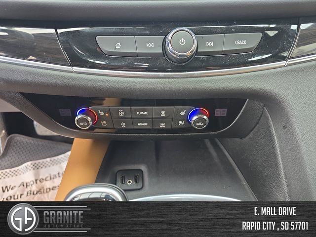Used 2019 Buick Enclave Premium w/ Experience Buick Package AWD/4WD image 18