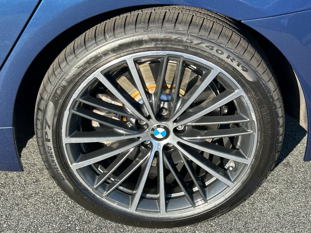 Used 2023 BMW 540i w/ Convenience Package RWD image 9