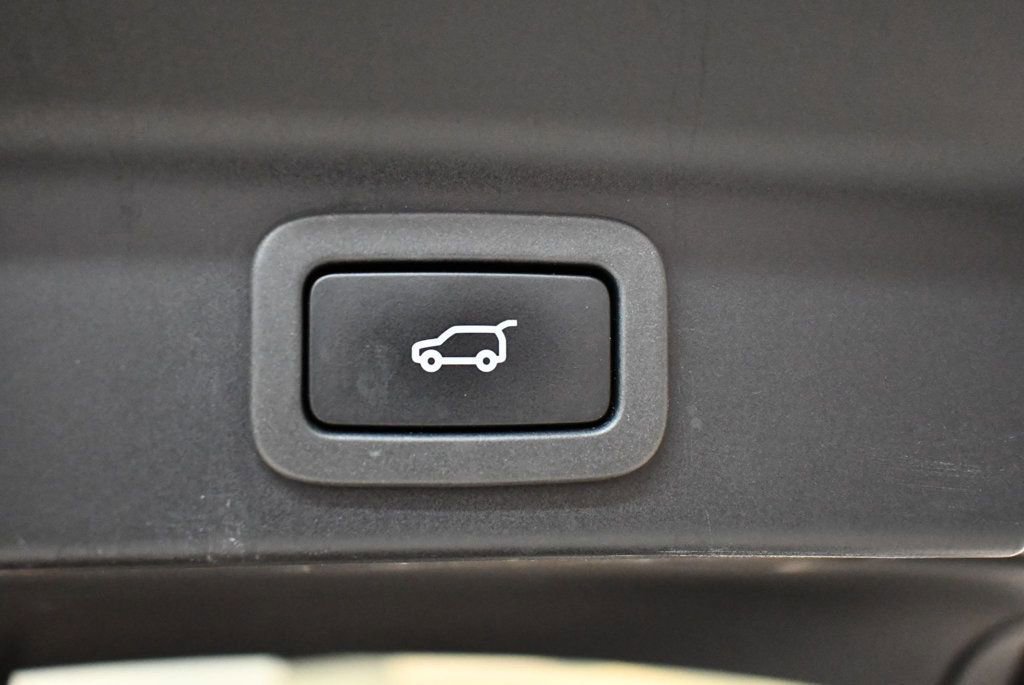 Used 2020 Jaguar F-PACE Premium AWD/4WD image 71