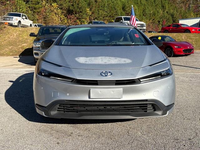 Used 2023 Toyota Prius LE image 2