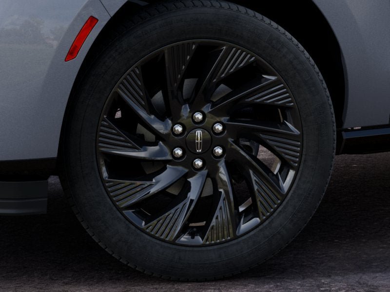New 2027 Lincoln Navigator Reserve w/ Jet Appearance Package AWD/4WD image 19