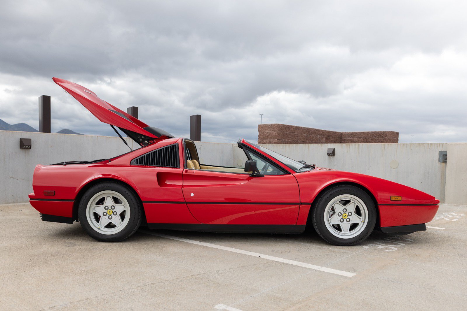 Used 1987 Ferrari 328 GTS RWD image 35