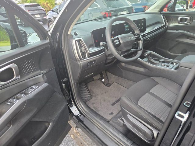 New 2026 Kia Sorento LX image 4