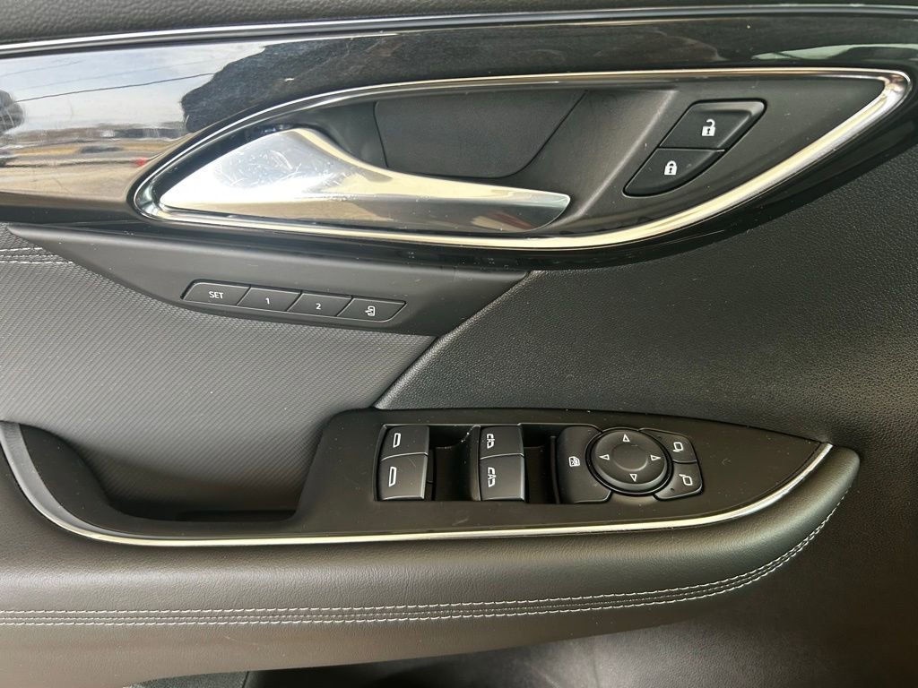 Used 2025 Buick Envision Preferred image 10