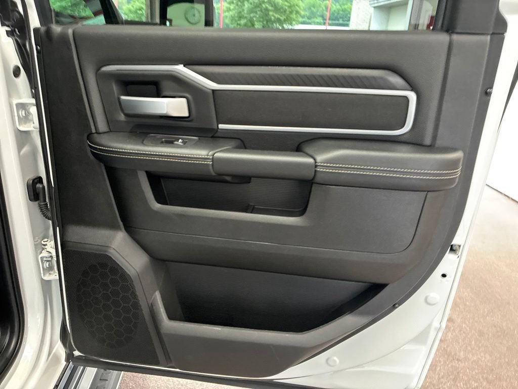 Certified 2026 RAM 2500 Big Horn AWD/4WD image 39