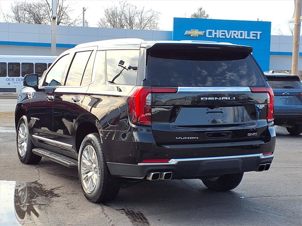 Used 2025 GMC Yukon Denali AWD/4WD image 2