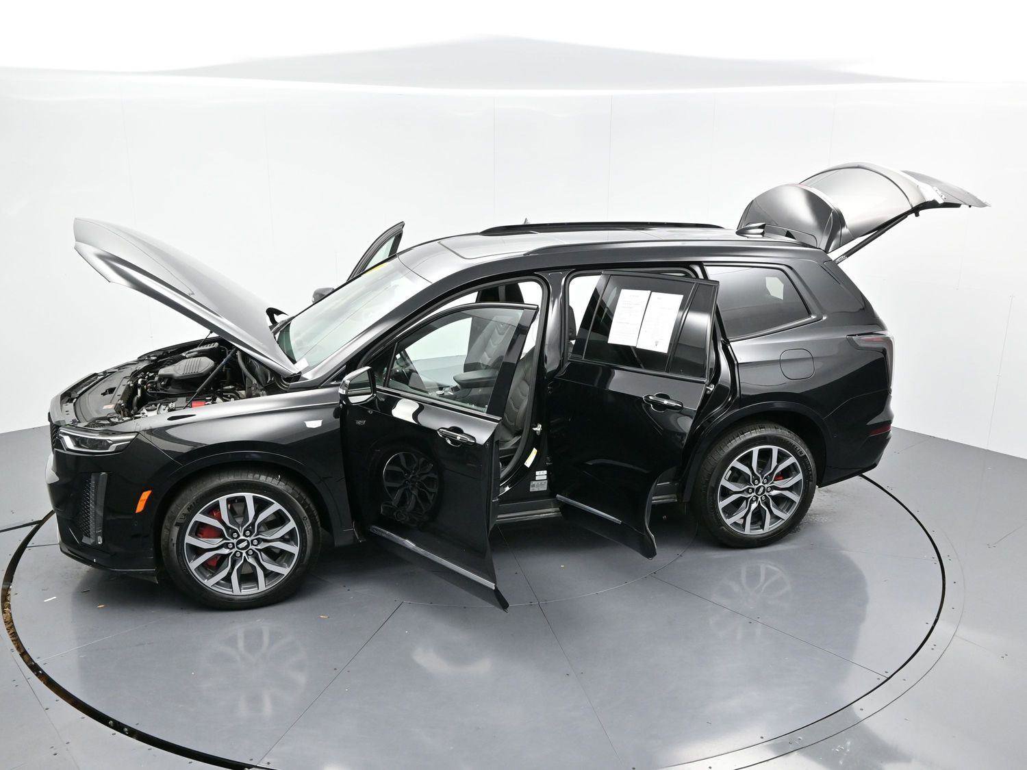 Certified 2024 Cadillac XT6 Sport w/ Platinum Package image 47