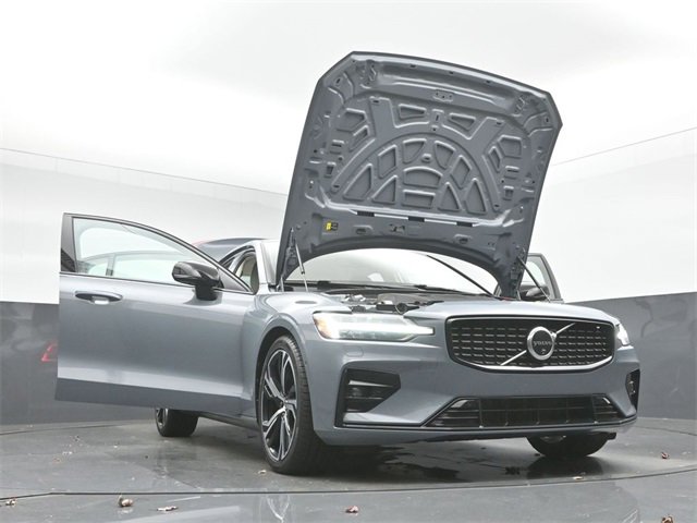 Used 2024 Volvo S60 B5 Ultimate image 54