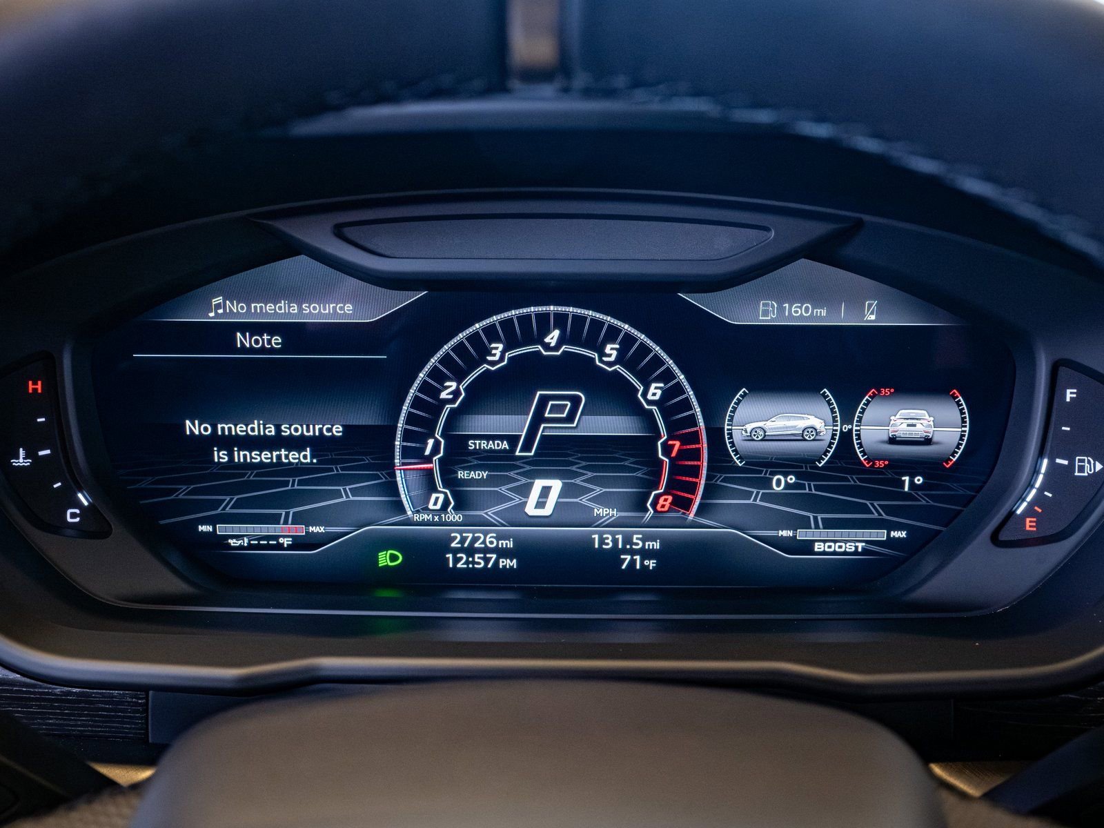 Used 2022 Lamborghini Urus image 13