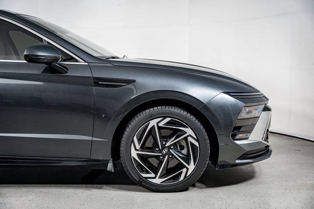 Certified 2024 Hyundai Sonata SEL w/ Convenience Package FWD image 4