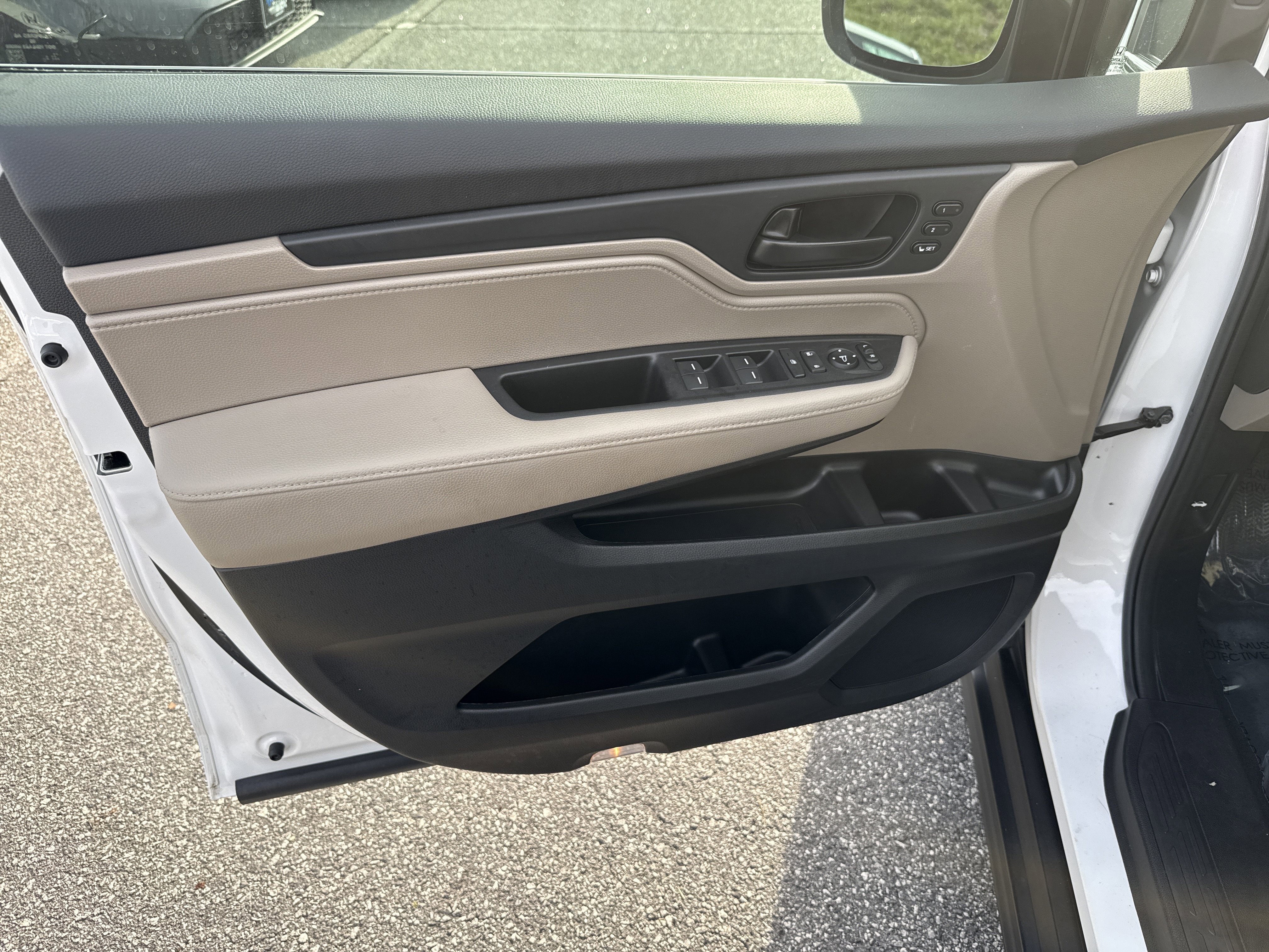 Certified 2023 Honda Odyssey EX-L image 14