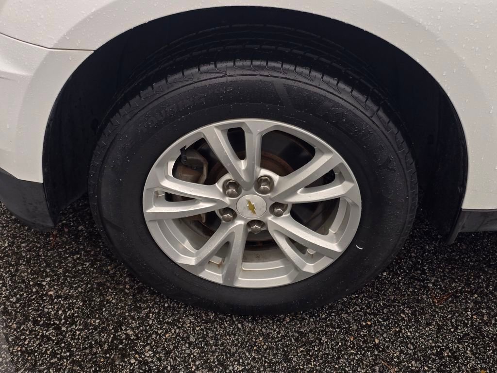 Used 2017 Chevrolet Equinox LT w/ Convenience Package image 54