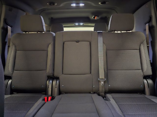 Used 2025 Chevrolet Suburban LS AWD/4WD image 28