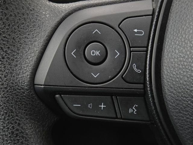 Used 2019 Toyota RAV4 LE image 10