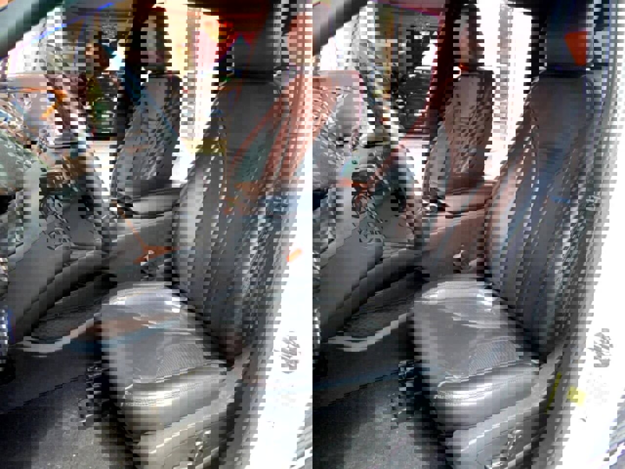 Used 2019 Lincoln Nautilus Select image 11