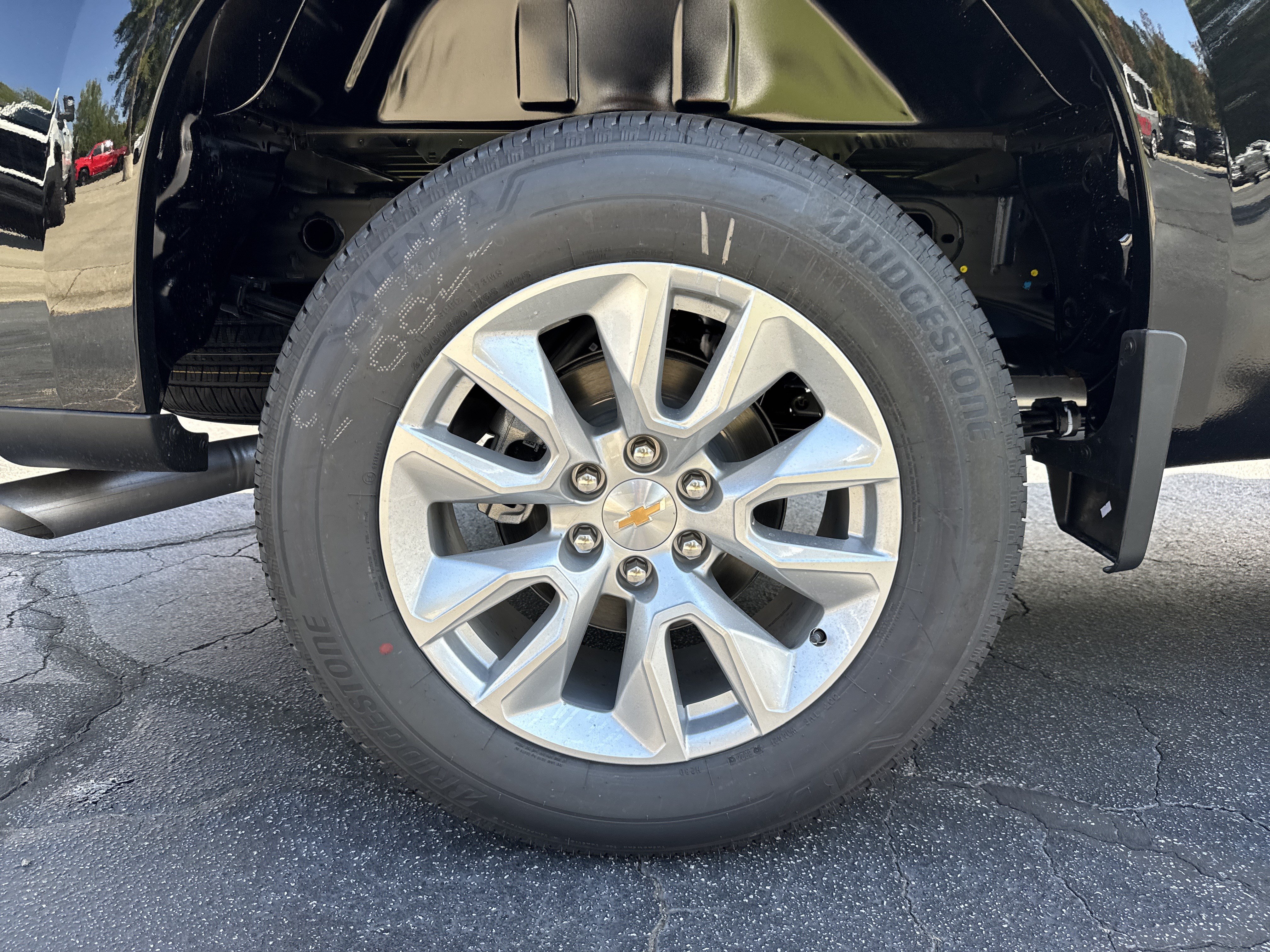 New 2026 Chevrolet Silverado 1500 Custom RWD image 17