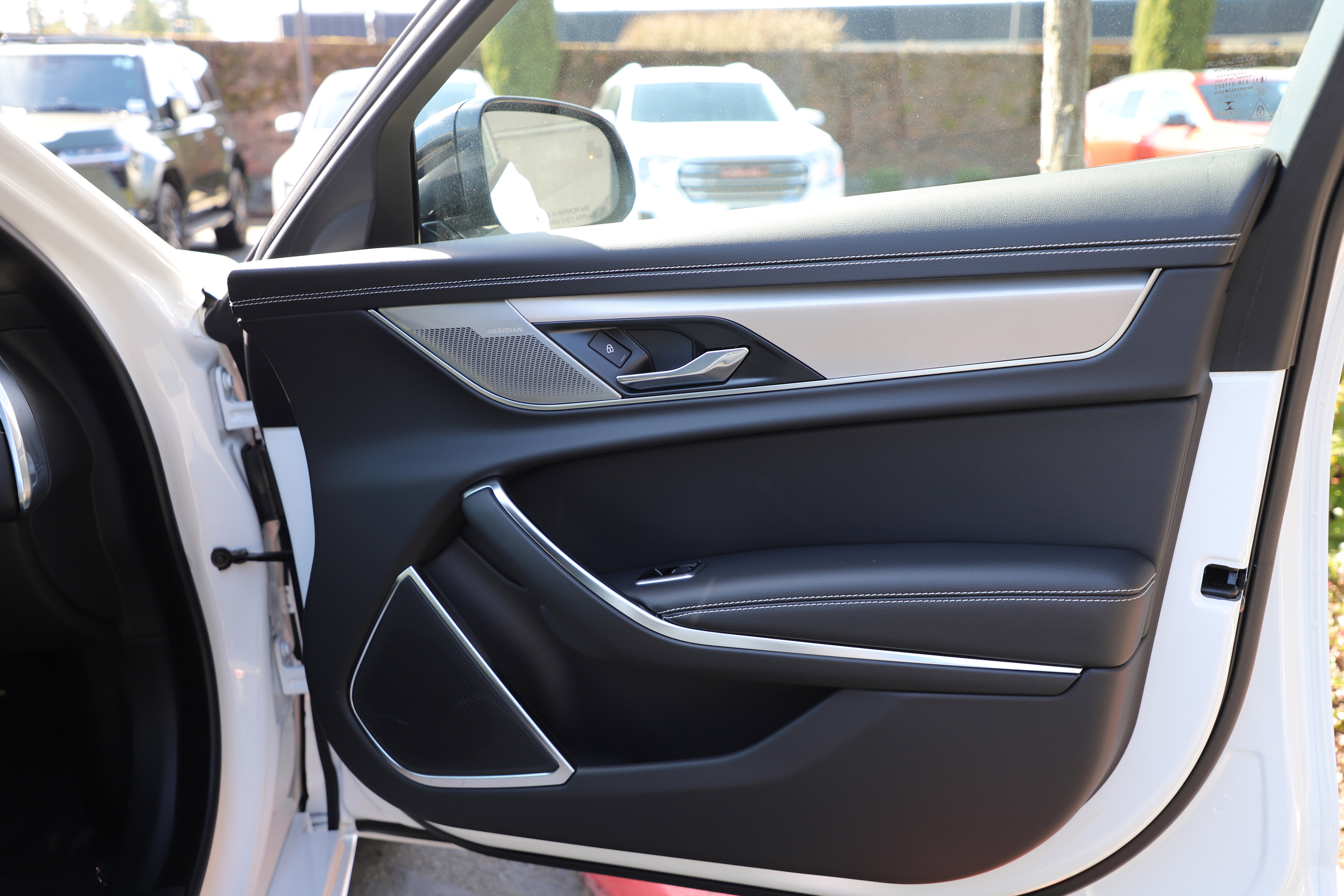 New 2024 Jaguar XF R-Dynamic SE image 9