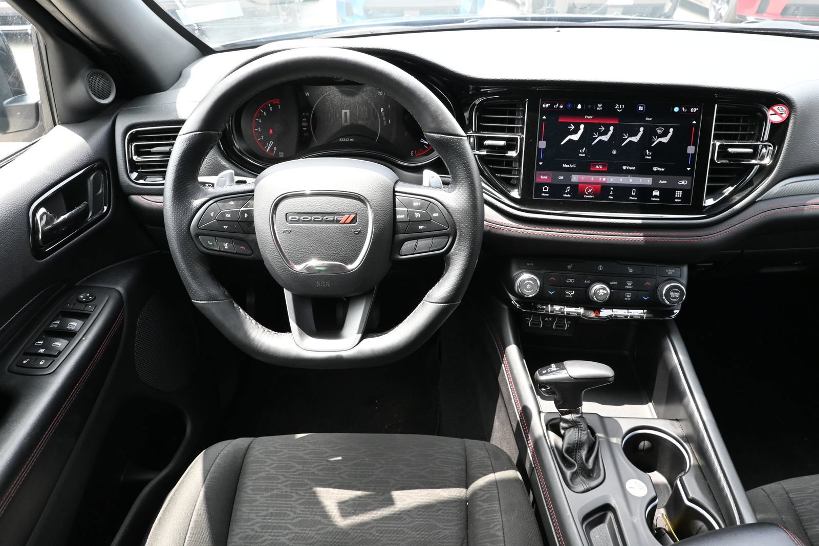 Used 2025 Dodge Durango GT RWD image 19