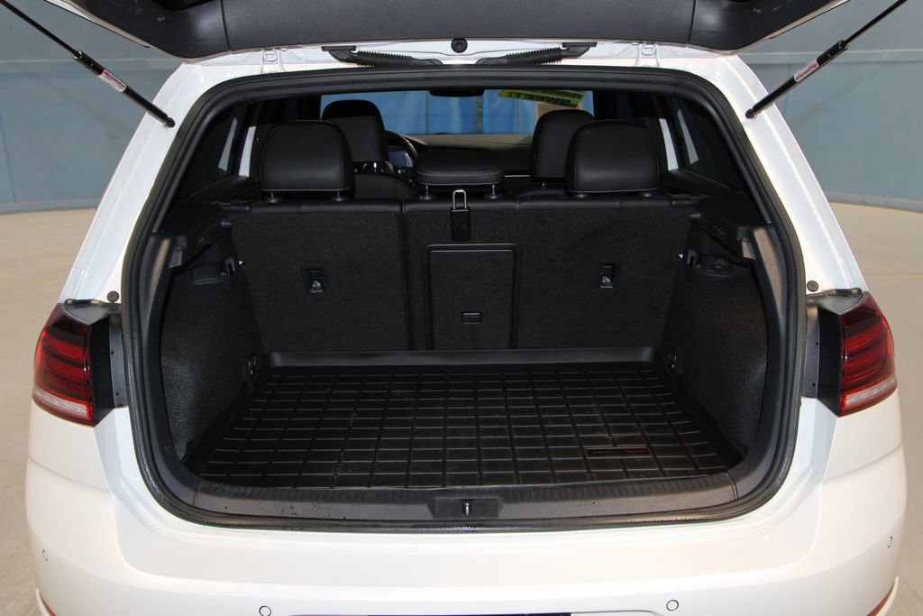 Used 2019 Volkswagen Golf R 4-Door image 34