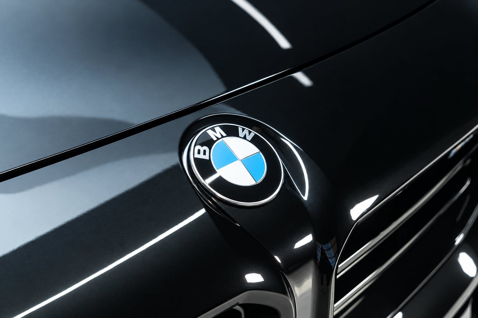 Used 2024 BMW M2 w/ Lighting Package RWD image 26