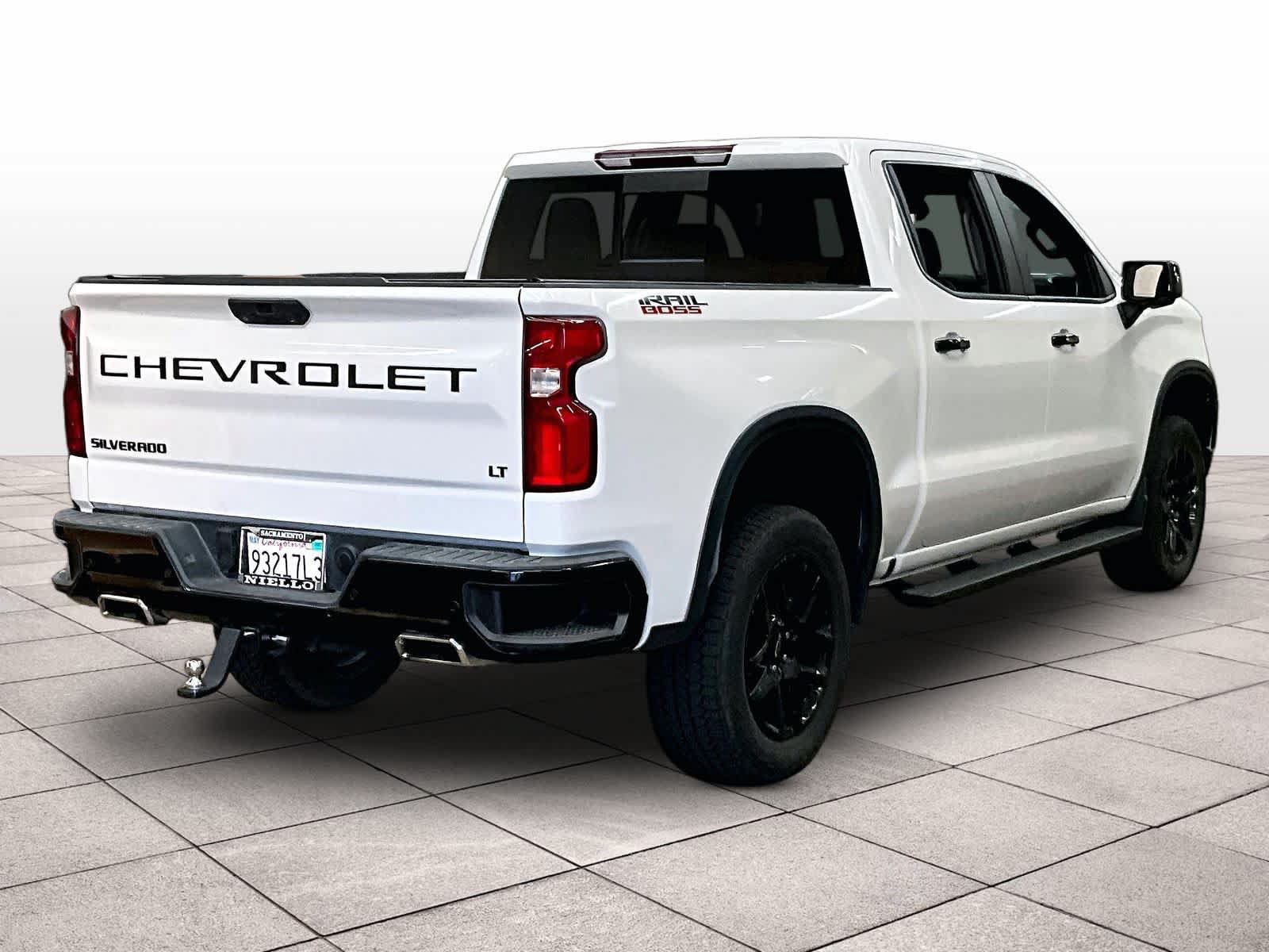 Used 2022 Chevrolet Silverado 1500 LT Trail Boss w/ Convenience Package II AWD/4WD image 15