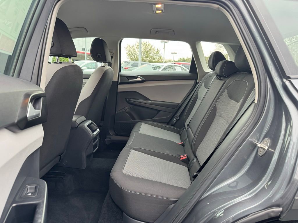 Used 2023 Volkswagen Taos S image 13