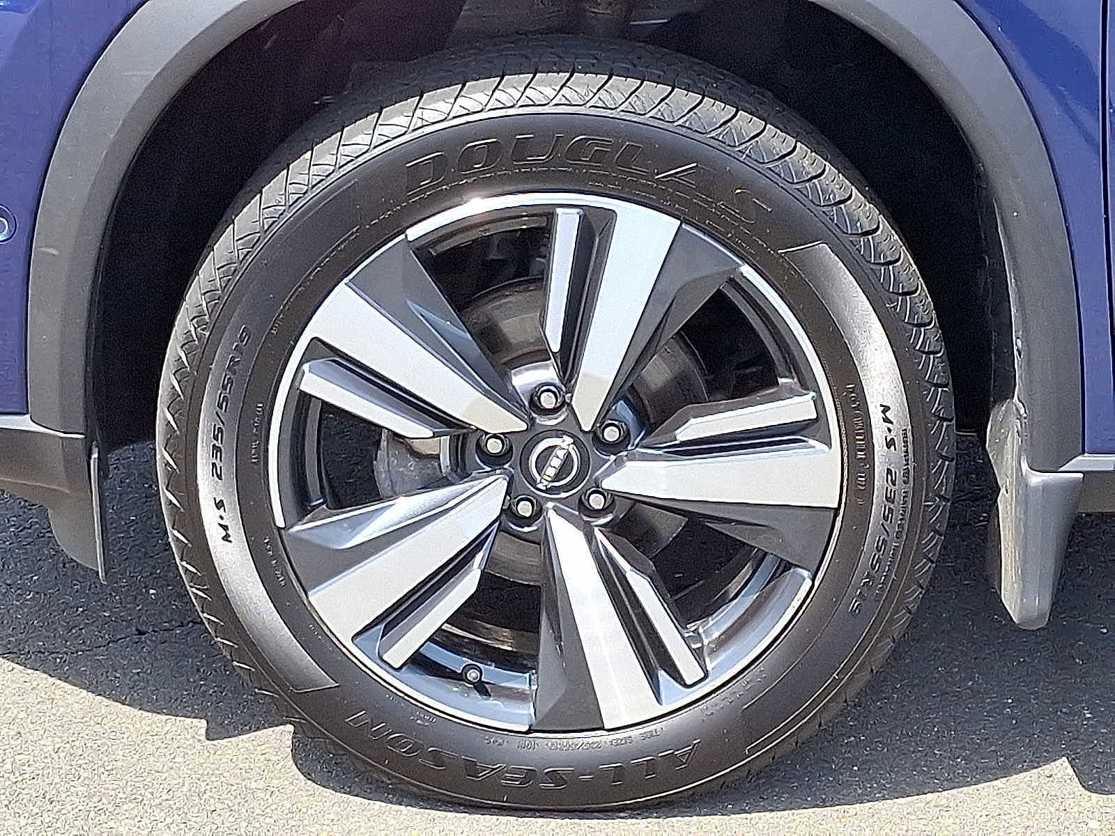 Used 2022 Nissan Rogue SL w/ SL Premium Package image 8