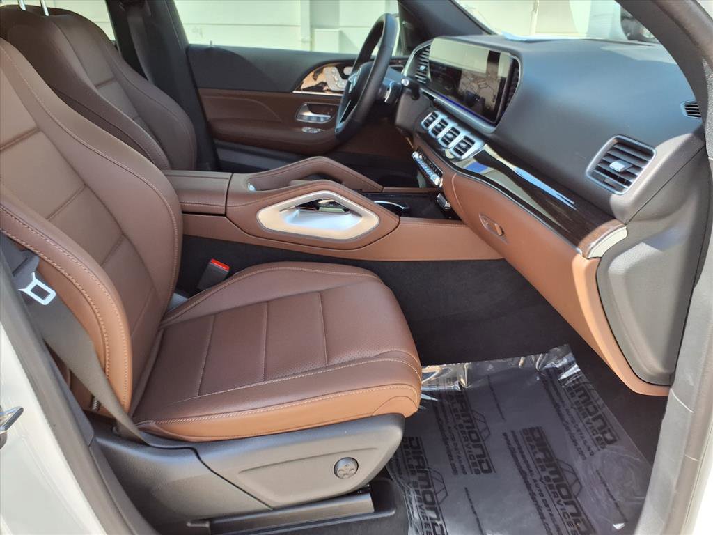 Used 2025 Mercedes-Benz GLE 450e 4MATIC image 9