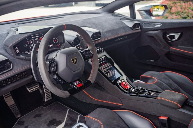 Used 2023 Lamborghini Huracan Sterrato image 33