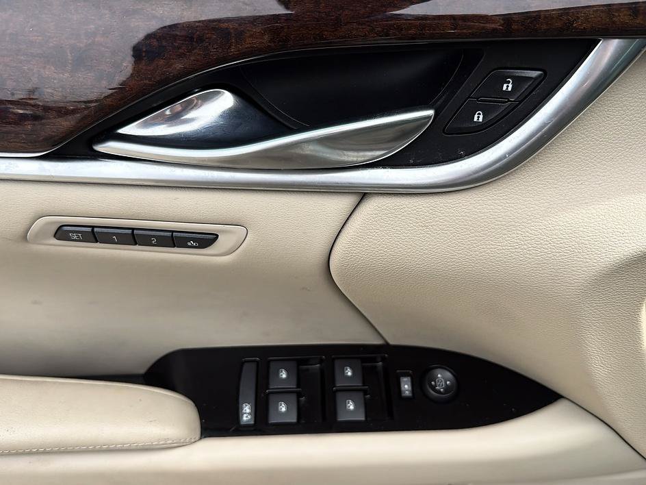 Used 2013 Cadillac XTS Luxury w/ Driver Awareness Package FWD image 28