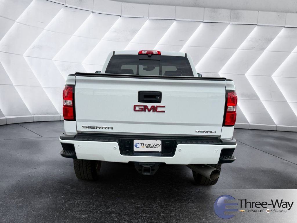 Used 2017 GMC Sierra 2500 Denali w/ Duramax Plus Package image 4