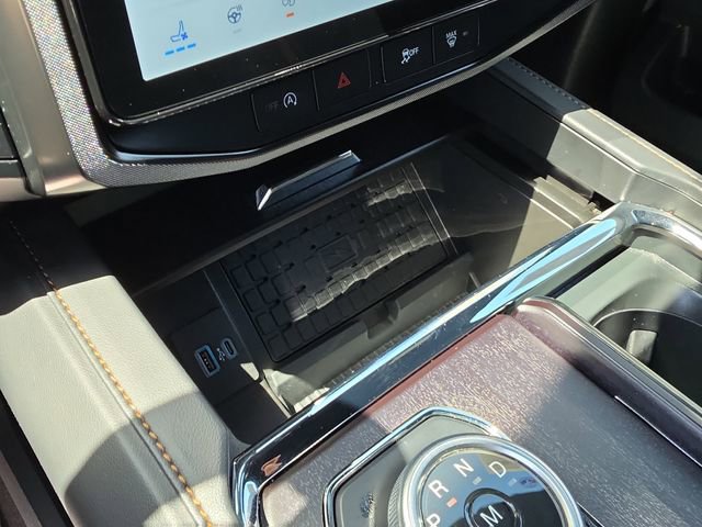 Used 2024 Ford Expedition Max Platinum RWD image 26