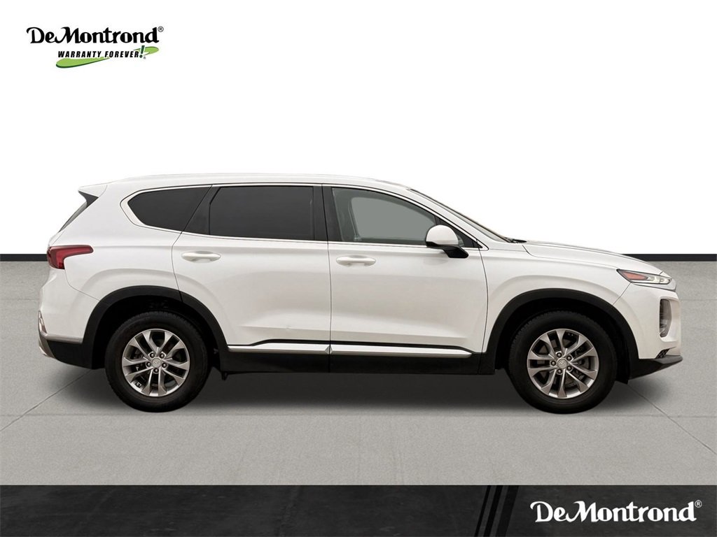 Used 2019 Hyundai Santa Fe SE image 4