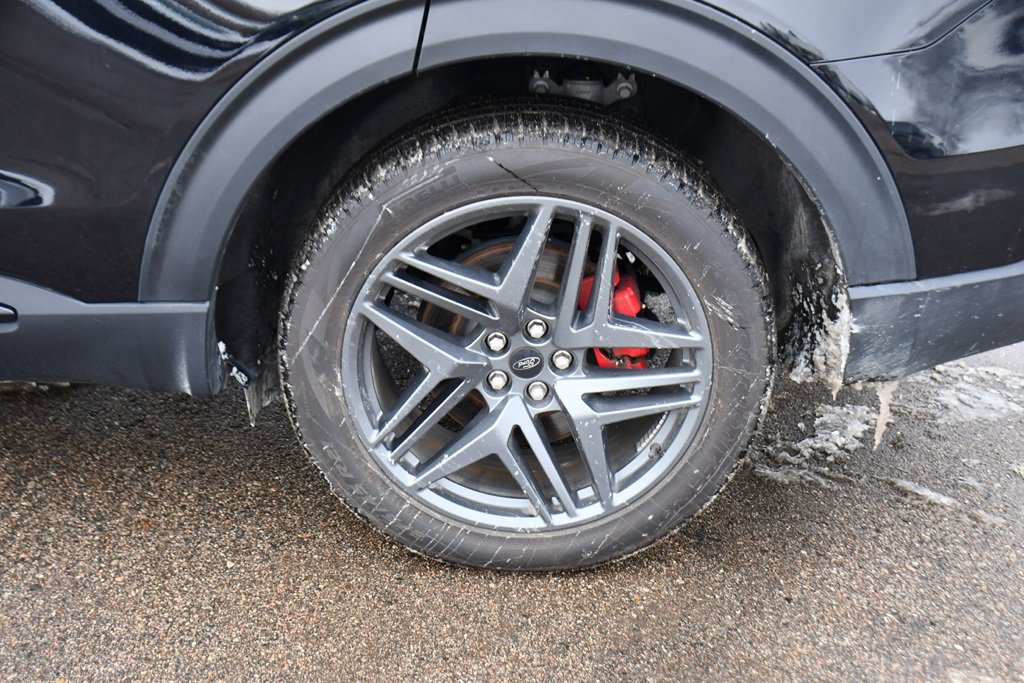 Used 2025 Ford Explorer ST-Line w/ ST-Line Street Pack image 23