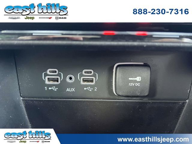 Certified 2024 Jeep Grand Cherokee Limited image 36