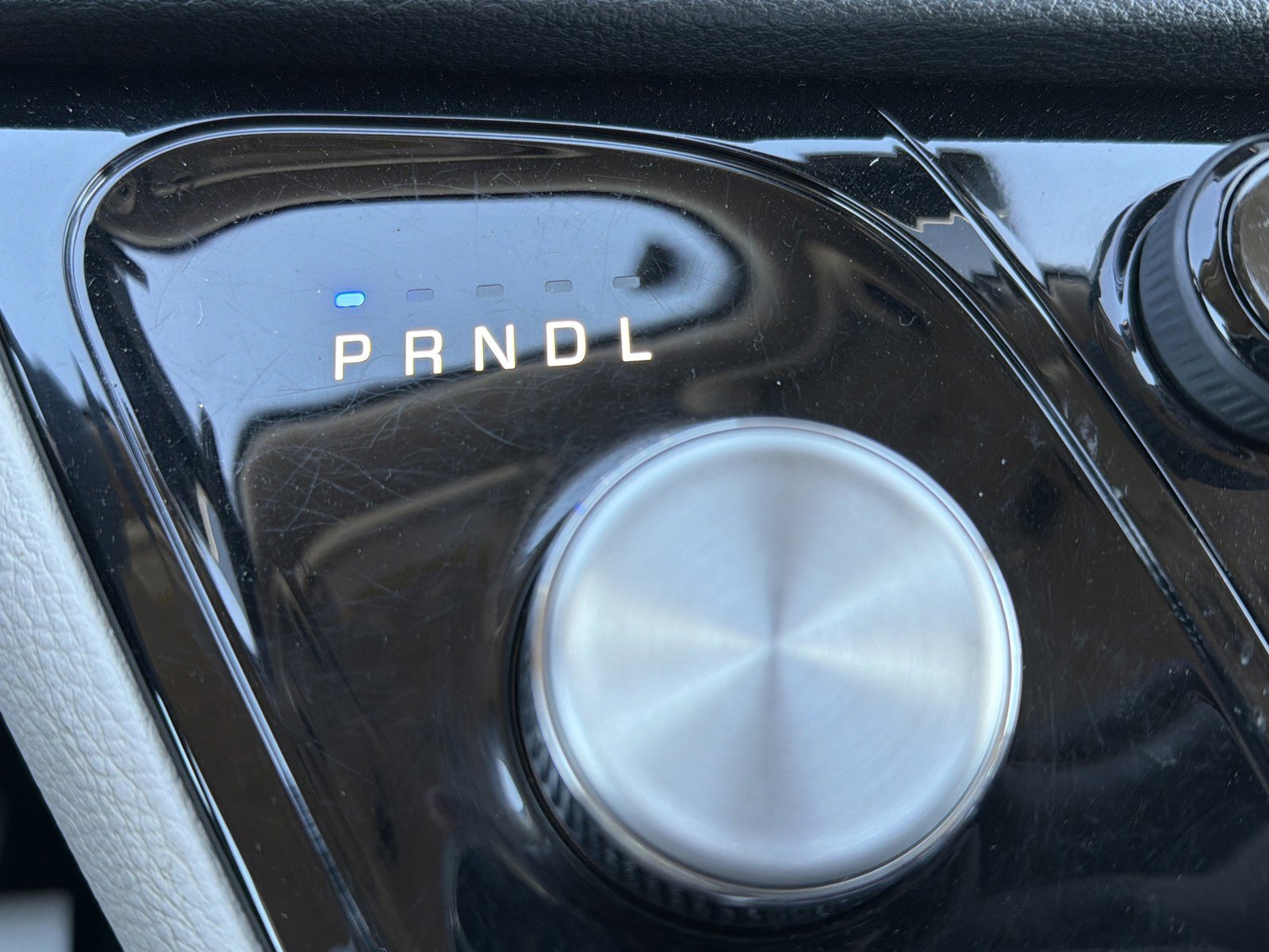 Used 2023 Chrysler Pacifica Limited image 24