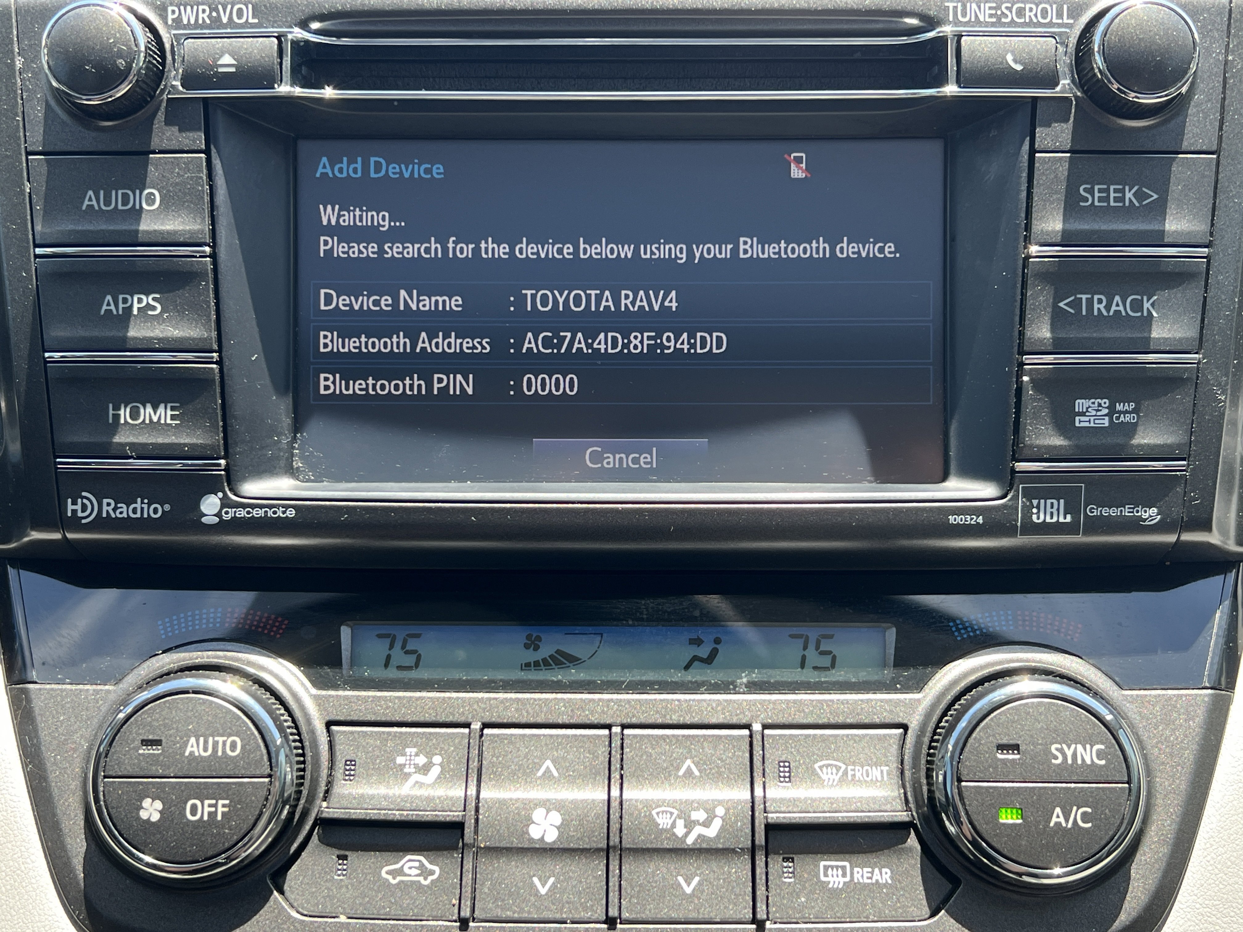 Used 2015 Toyota RAV4 Limited AWD/4WD image 19