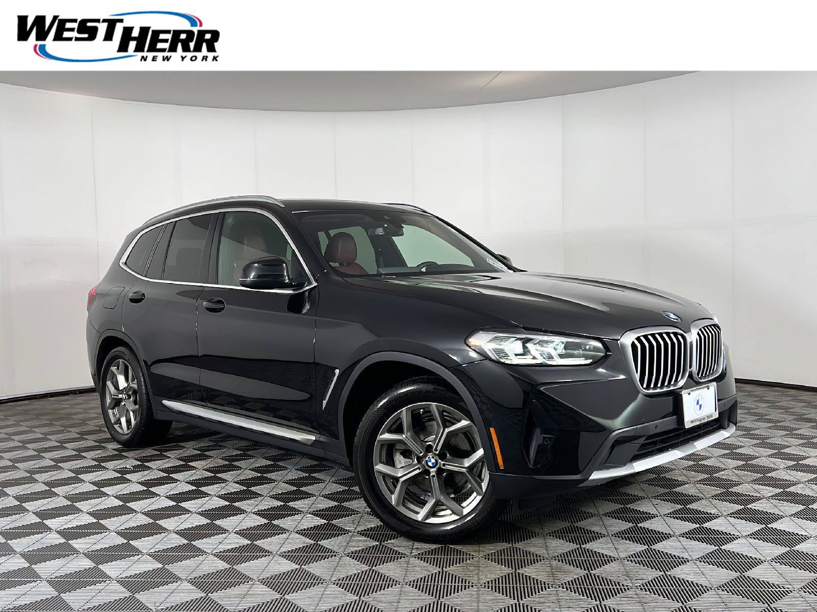 Used 2022 BMW X3 xDrive30i w/ Premium Package 2
