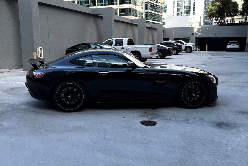 Used 2018 Mercedes-Benz AMG GT Coupe image 2