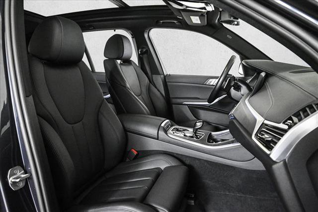 Used 2022 BMW X5 xDrive45e image 22