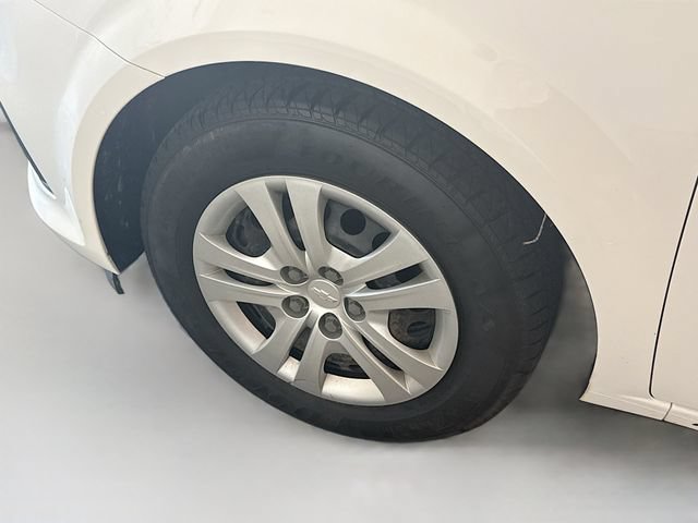 Used 2017 Chevrolet Sonic LT FWD image 25