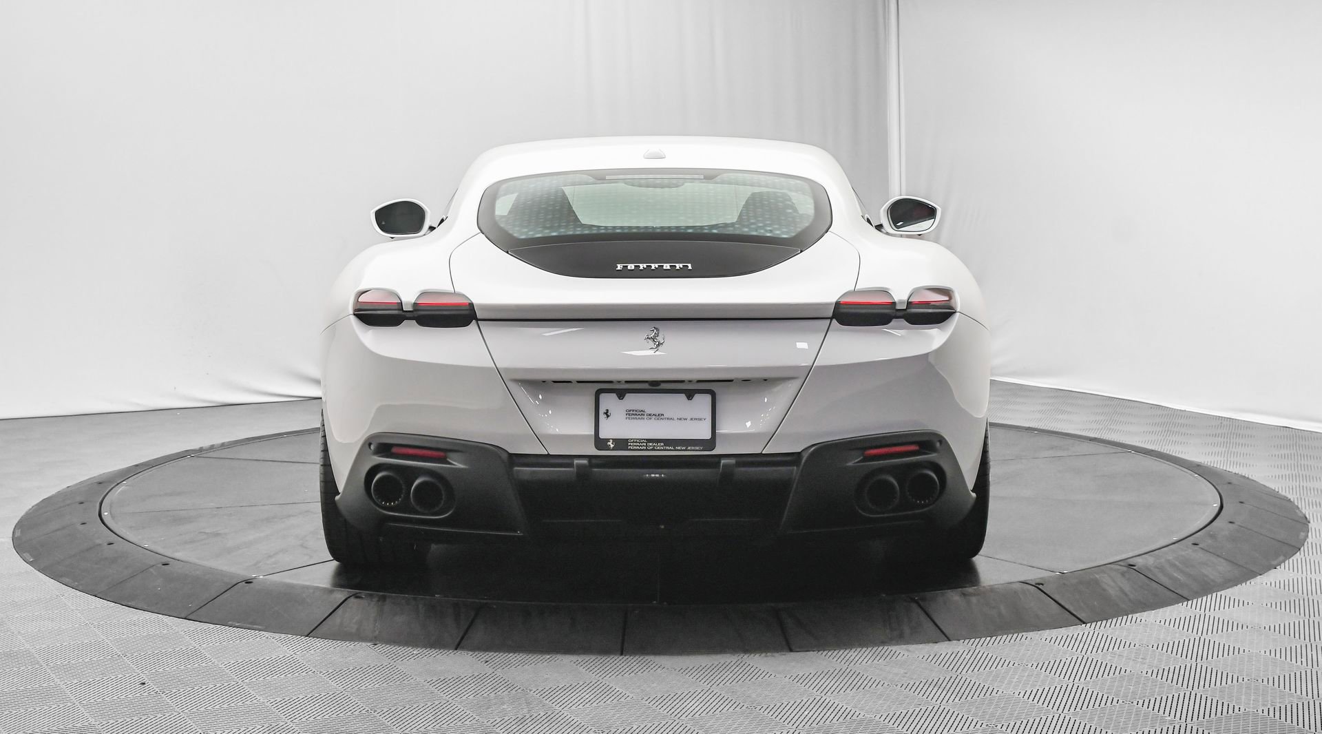 Used 2024 Ferrari Roma image 7