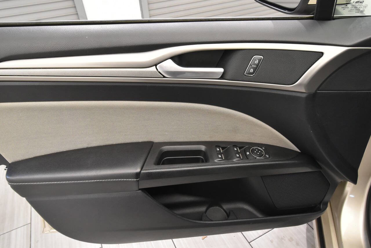 Used 2019 Ford Fusion S image 13