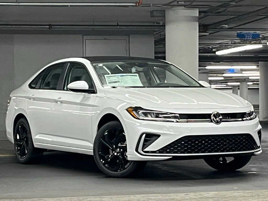New 2026 Volkswagen Jetta SE image 2