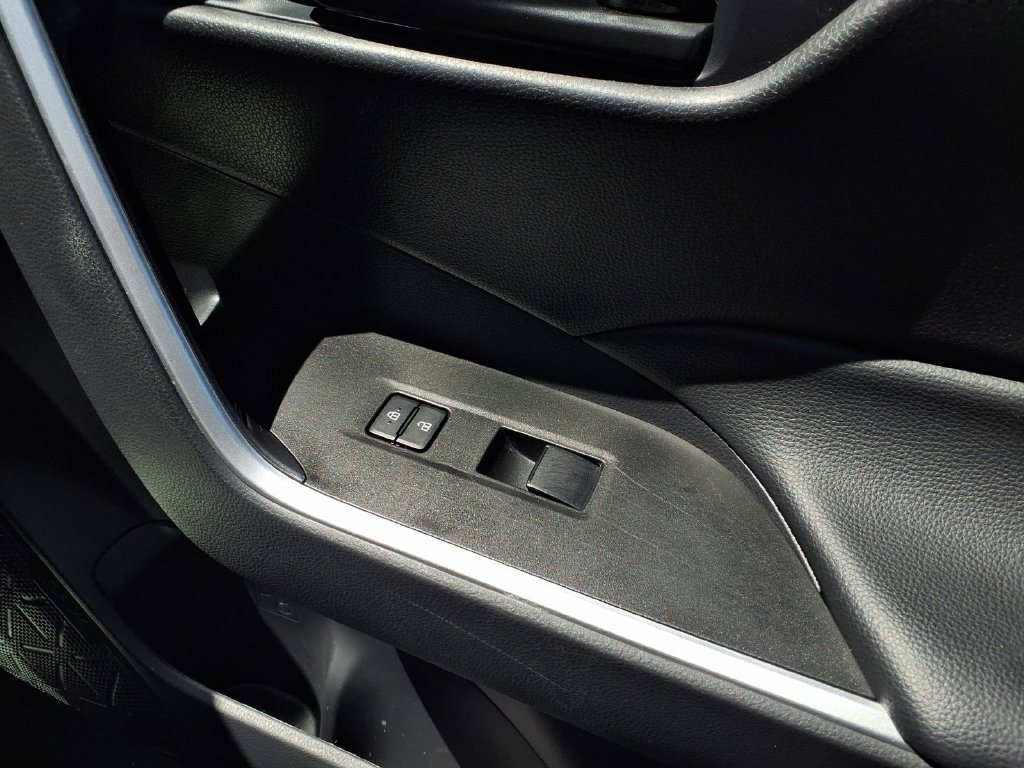 Certified 2025 Toyota RAV4 LE FWD image 37